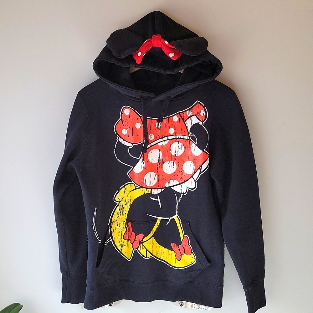 Minnie mouse disney sweater medium